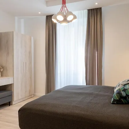 Гостевой дом Sweet Dreams-old Town 4*