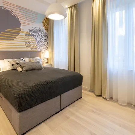 Sweet Dreams-old Town Гостевой дом Сплит