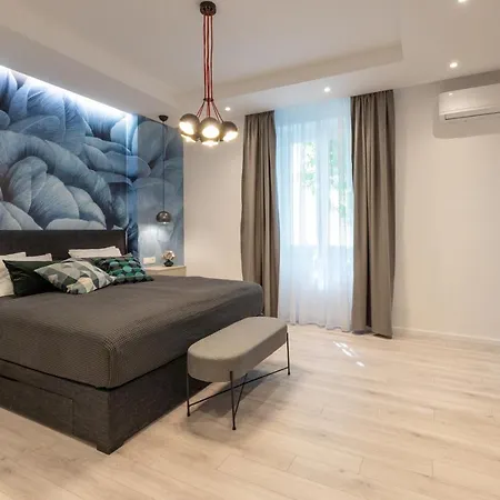 Sweet Dreams-old Town Гостевой дом 4*